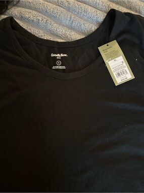 Goodfellow & Co Black Short Sleeve Crew T-Shirt